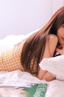 女性三角毛毛区长了个硬疙瘩